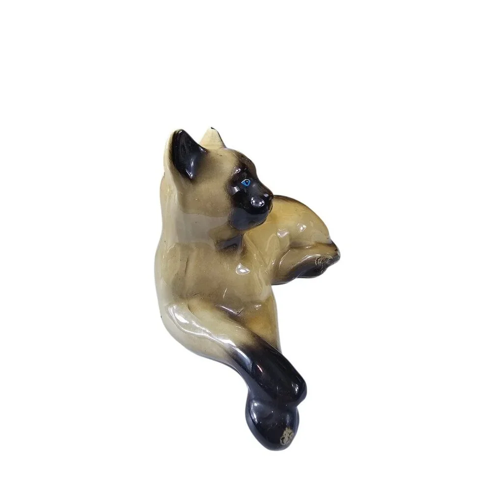 Vintage Handcrafted Collectible Ceramic Siamese Cat Figurine Reclining Brazil - Picture 2 of 13